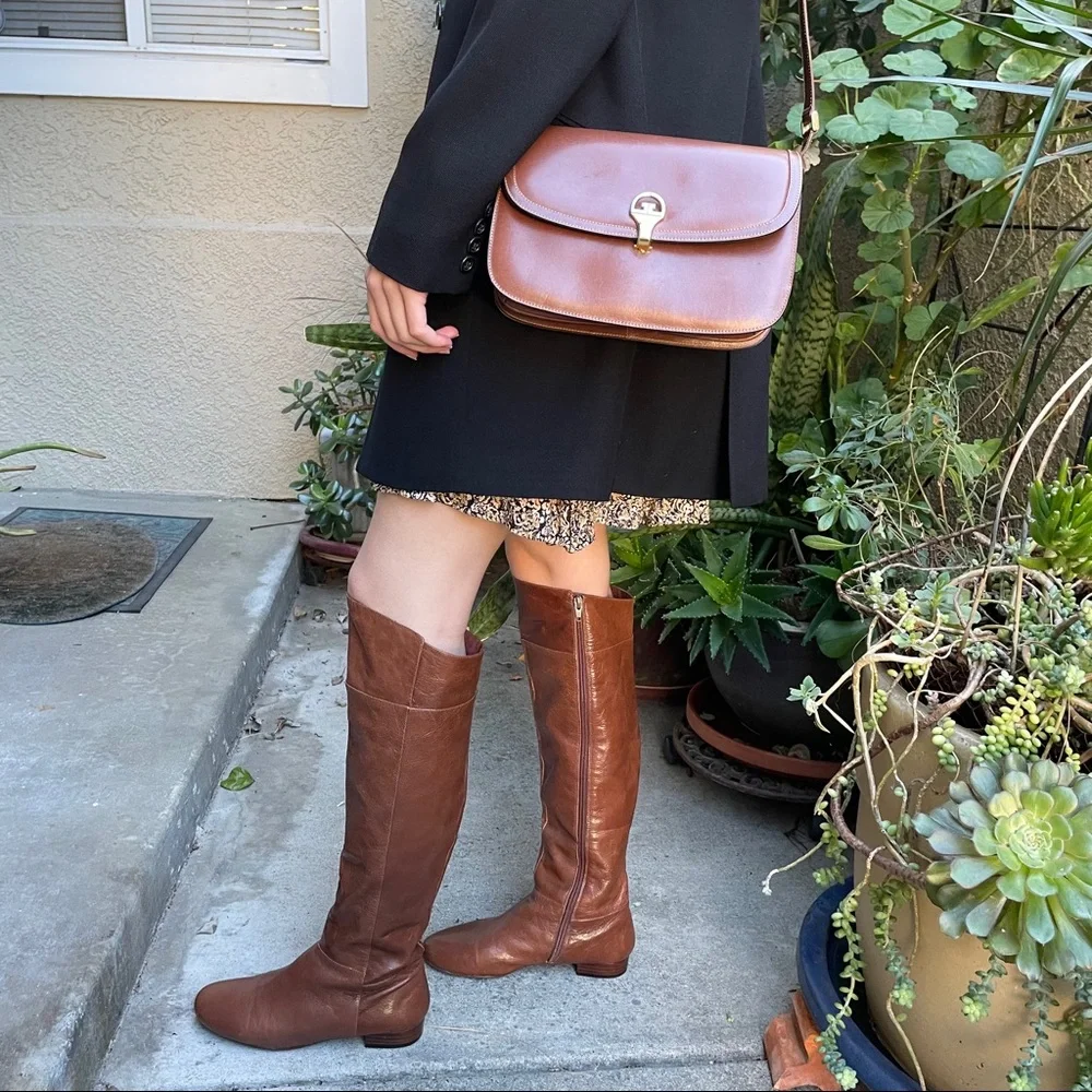 Vintage reddish brown Nine West leather boots